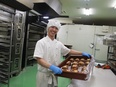パン職人（パン製造スタッフ）◆定着率94％以上／創業62年・神戸発祥のベーカリー／未経験から活躍！2