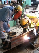 鉄道レールの溶接工◆日本で約500人しか持たない資格の取得を全力応援／設立71年目／残業月10H以内1