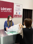 『LOCUST』の販売スタッフ（店長候補）◆パルグループのオフプライスショップ／昇給・賞与年2回1