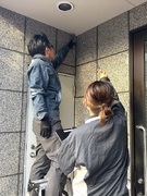 建築物の調査スタッフ（未経験歓迎）◆受注から調査まで担当／月給30万円～／年休120日以上1