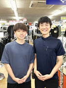 作業服の販売スタッフ◆未経験歓迎／土曜＋平日の週2日休み／リピーター7割以上／賞与10年連続支給1