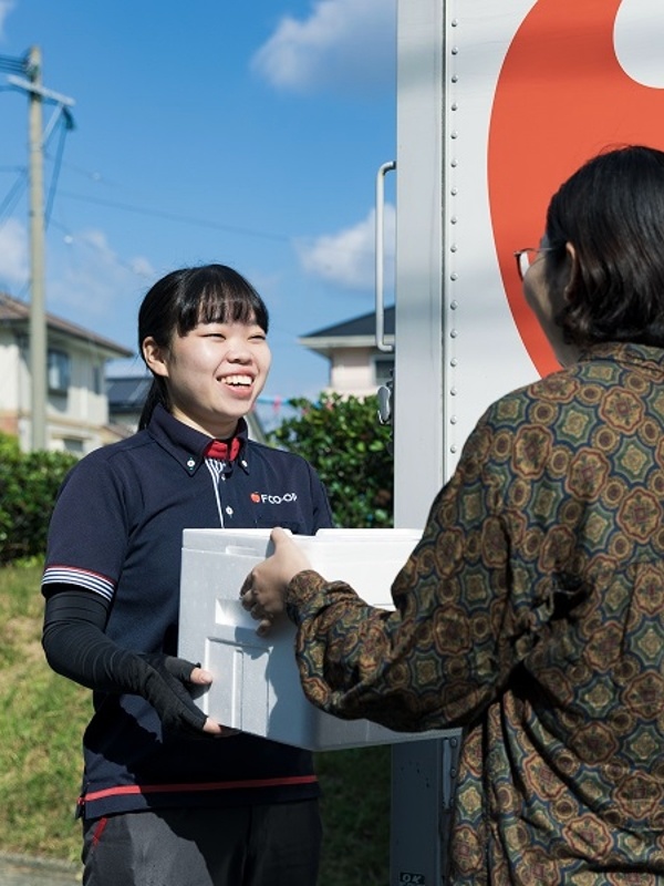 生協の宅配スタッフ（地域のくらしに寄り添う仕事）◆残業月20h程度／土日休／23年度賞与4.7ヵ月分イメージ1