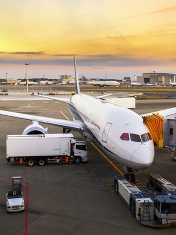 羽田空港のセキュリティースタッフ（未経験歓迎）◆週休4日もOK／土日休み可／副業可／入社祝い金5万円イメージ1