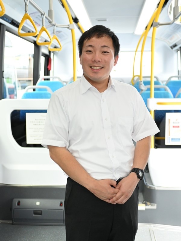 送迎バスの運転手◆月収平均34万円／土日休み／今年の12月末まで入社の方限定・入社支援金最大70万円イメージ1