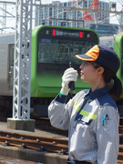 構内運転士（未経験歓迎）◆電車の移動や点検を実施／残業月0～3h／正社員登用前提／有休取得率8～9割1