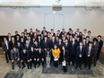 システムエンジニア（未経験歓迎）◆年次の近い先輩がサポート／リモートワーク可／完全土日祝／家族手当2