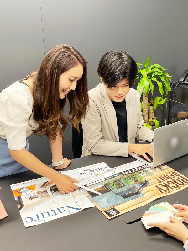 SNS企画運用（自社サービスを宣伝）◆年間休日126日／土日祝休み／賞与最大年3回／テレビCM放映中イメージ1