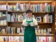 Book&Cafeの店長候補（スターバックス店舗で勤務）◆未経験歓迎／年休121日／残業月12H以内2