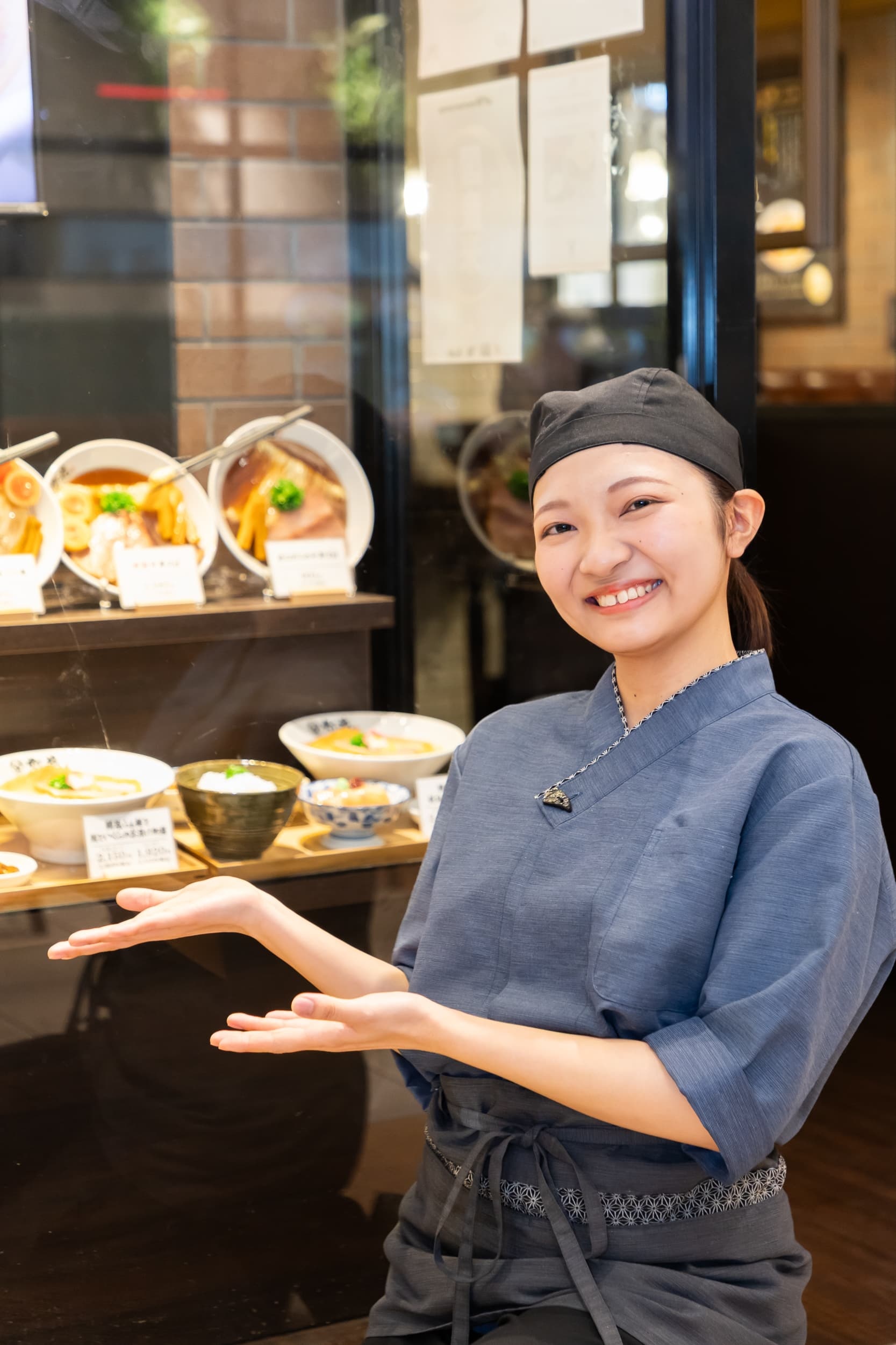 店長候補◆月給35.8万円or年休最大146日選択できる！／web面接OK／書類選考なし／未経験歓迎イメージ1