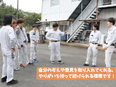 管理スタッフ（未経験歓迎）◆月給30万円～／安定、安心の待遇／毎年昇給＋賞与年2回／作業員のサポート2