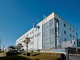 採用人事◆年休124日／昨年度賞与実績5ヶ月分／残業月平均1.5時間／創業以来111年以上黒字経営！3