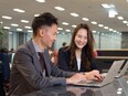 事務アシスタント（未経験歓迎）◆月収36万円可／年間休日125日／直行直帰OK／定着率高水準2