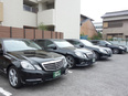 霊柩車・寝台車のドライバー◆1日3～4回の運転／1回30～60分／人物重視／需要拡大／上場企業の安定3