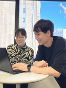ニュースサイトの編集者（取材・ライティング・編集まで担当）◆新設部署の立ち上げメンバー／年休122日1