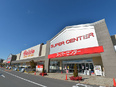 スーパーの売り場スタッフ◆賞与年2回／年に125日ほど休めます／残業月15時間ほど／豊富な福利厚生3