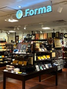 文具店の販売スタッフ（店長候補）◆未経験歓迎／月8～10日休／残業少なめ／創業78年／好きを活かせる1