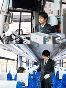 バス運転士（未経験歓迎）◆1day選考会実施中／月収30万円以上多数／『働きやすい職場認証』三つ星1