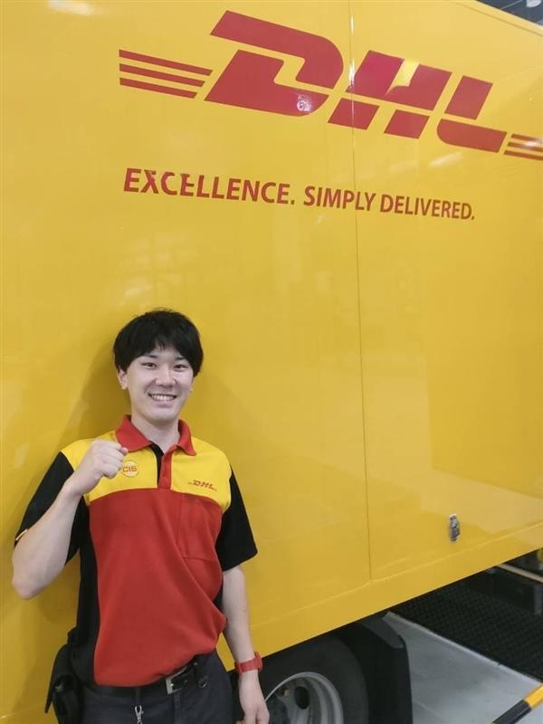 国際便DHLのドライバー◆月給27万円以上／年休120日／土日祝休／長距離運転なし／早朝深夜勤務なしイメージ1