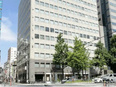 事務スタッフ◆東証プライム上場グループ／未経験OK！／服装ネイル自由／残業月5h以下／土日祝休み3