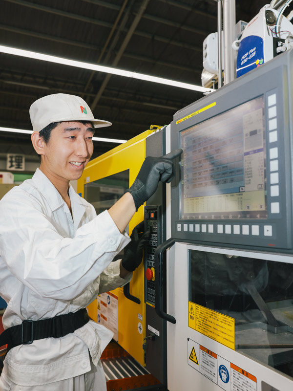 設備管理スタッフ（未経験歓迎）◆フレックス制／昨年度賞与実績4.58ヶ月分／創業80年以上の老舗企業イメージ1