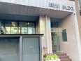 プロジェクトマネージャー（未経験歓迎）◆月給30万円～／残業ほぼナシ／直行直帰／賞与／長期休暇年3回3