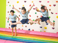 体操教室のインストラクター◆幼児～小学生がメイン／残業10時間程度／月給28万円～／長期休暇取得可3