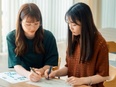 事務スタッフ◆未経験者9割以上／土日祝休み／残業月平均0～5時間程度／賞与あり／私服勤務・ネイルOK3