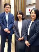 人事総務（新制度や研修を企画運営）◆年休122日／フレックスタイム制／昨年度賞与実績5.87ヶ月分1