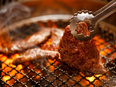 焼肉・ステーキ店の店長候補◆ホールマネージャーも目指せる！／月給25万円～／社宅あり／まかないあり2