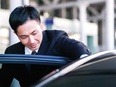 グランドパイロット◆未経験者多数活躍中／入社三カ月月給35～40万円保証／各界のVIPを送迎2