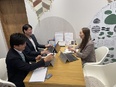 『保険見直し本舗』の反響営業◆2年目の平均年収600万円以上／フレックスタイム制／年休120日以上2