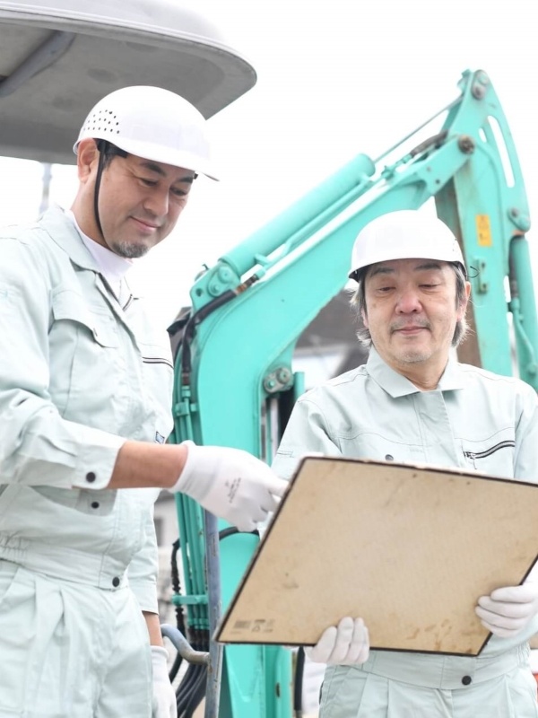 施工管理◆月収例35万円／基本土日祝休み／年間休日120日／残業少なめ／年収1000万円も可能！イメージ1