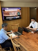 木材の営業（未経験歓迎）◆英語や中国語が活かせる／海外での買付け／創業100年の老舗／年休128日1