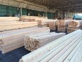 木材の営業（未経験歓迎）◆英語や中国語が活かせる／海外での買付け／創業100年の老舗／年休128日3