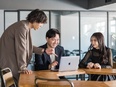 SNSマーケター◆未経験歓迎／残業月5時間／年休120日以上／歩合年12回／フレックス／リモート可！3