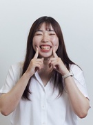 営業◆未経験歓迎／初月で月収50万円可／11時半出勤／賞与年3回／5連休可／金髪・ネイル・ピアス可1