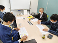 LPガス・関連専門商社へのルート営業（点検・提案業務）◆完休２日／国家資格取得可能／業界大手グループ2