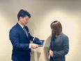 時計ブランド正規販売店の販売スタッフ◆年間賞与平均8.4ヶ月分／定着率95％／月10日休み！3