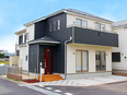 分譲住宅の企画営業◆仕入れ・企画・開発を担当／セールスなし／上場企業のグループ／完休2日／手当充実2