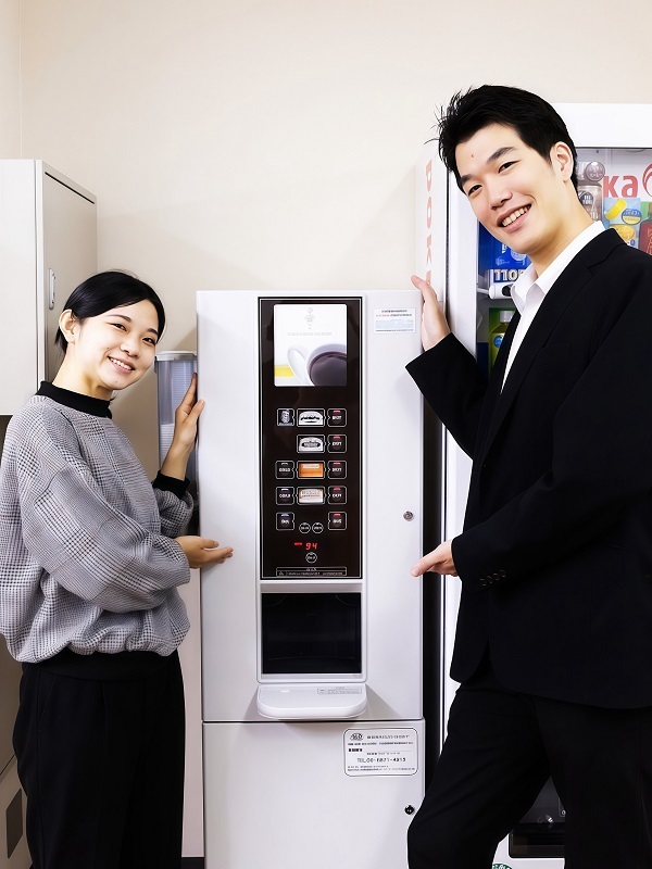 飲料サーバーのお手入れスタッフ◆土日祝休み／副業OK／残業ナシ／スニーカー手当／PCスキル・普免不要イメージ1