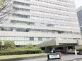 人事（新卒・中途採用を担当）◆賞与年2回＋決算賞与／入社祝い金5万円／残業月15時間程度／未経験歓迎2