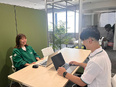 人事総務（未経験歓迎）◆「食」を届ける安定企業／完休2日制／残業月10h以下／福利厚生充実3