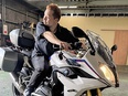 中古バイクの販売スタッフ（未経験歓迎）◆残業・ノルマなし／社員割引あり／バイク免許は不問！3