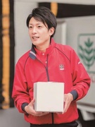 食品のルート配送（未経験歓迎）◆賞与年2回／日祝休み／創業70年の安定企業／15時退勤も可能／急募1