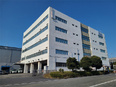 事務◆年間休日124日／残業月10時間以内／服装自由／ネイルOK／面接1回のみ／設立93年目の老舗2