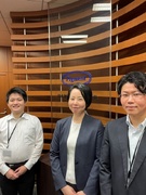 労務総務◆100周年の上場グループ／業界シェアトップクラス／昨年度賞与4.3ヶ月分1