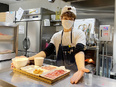 『焼肉ライク』の店舗運営スタッフ◆未経験でも月給28万円以上／2021年にオープンした札幌の人気店！3