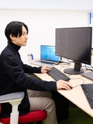 社内SE◆年間休日130日以上／昨年度賞与実績5.4ヶ月分／残業月20h程度／資格手当あり1