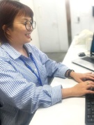 営業事務◆未経験歓迎／土日祝休／年休121日／賞与年2回／服装・髪型自由／17時15分の定時終業も可1