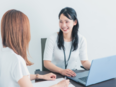 英文事務（未経験歓迎）◆土日祝休み／残業ほぼなし／産休育休実績100名～／3年間の社員定着率約90％3